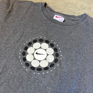 Vintage Mid‑90s Nike “Golf Ball Dot” Graphic Tee